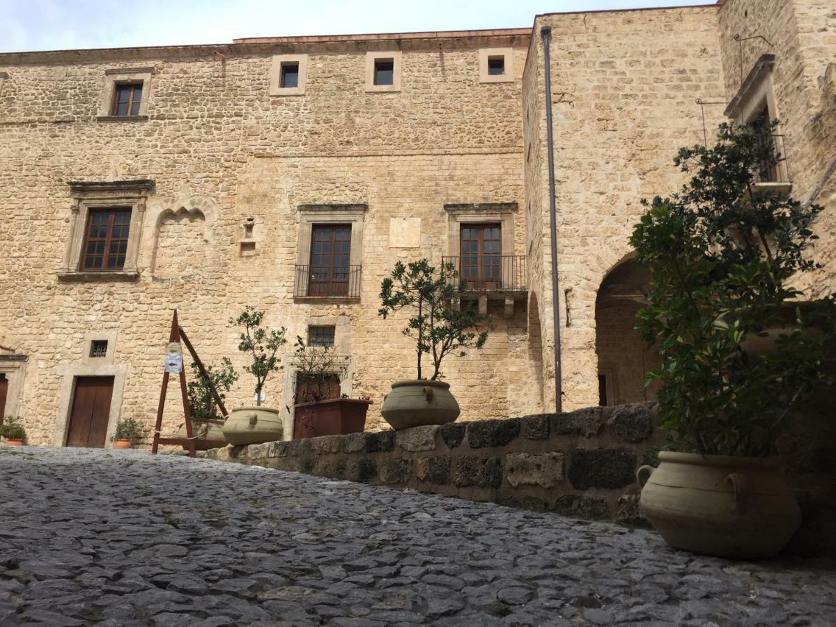 مبيت وإفطار كاريني A Casa Di Giuseppe 2 المظهر الخارجي الصورة